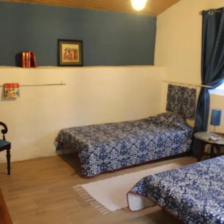 Twin In A Farm Homestay Lousa (Coimbra)